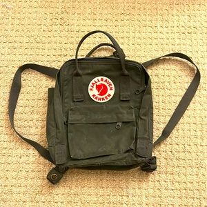 Fjallraven kanken mini backpack